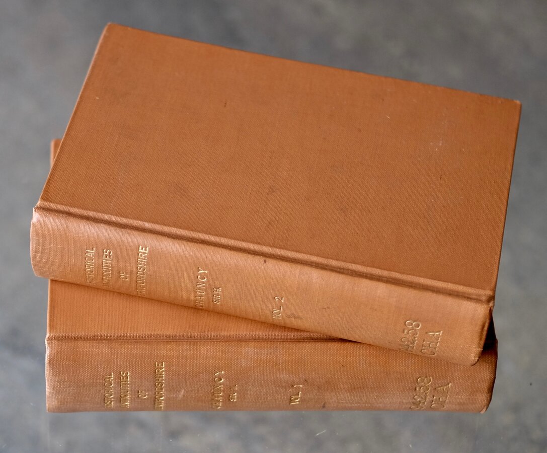 History of Hertfordshire by Chauncy